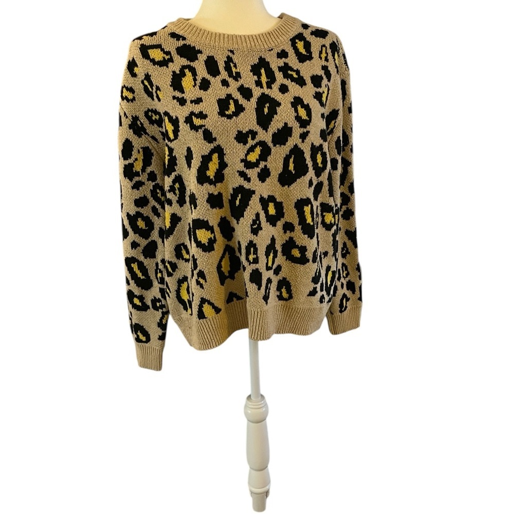 ANAMA Leopard Print Sweater Size Large